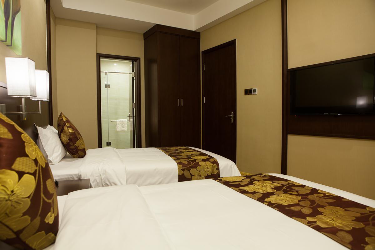 Guangzhou Wan Ao Hotel Plaza Limited Airport Express Hotel Экстерьер фото